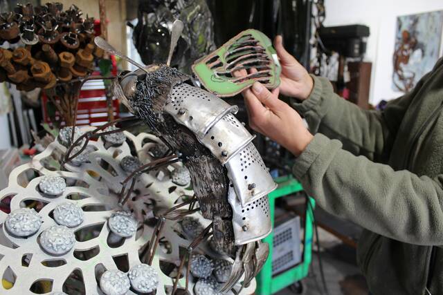Petal to the metal: Shaler artist sculpting pollinator piece for ...