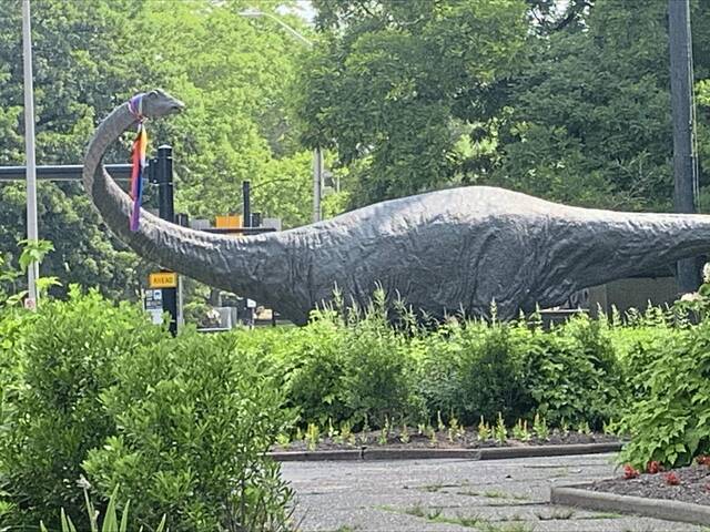 Carnegie Museum of Natural History closing Polar World exhibit