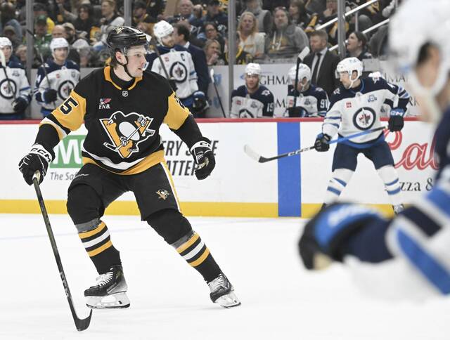 Penguins forward Elmer Soderblom got the right experience<span class="headline-video">Video <i class="fa-solid fa-circle-play"></i></span>