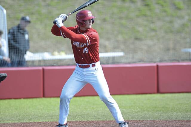Westmoreland baseball, softball players chip in for NCAA Tournament teams