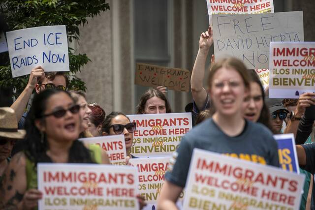 Pittsburgh City Council votes to ban ICE from operating on some city property
