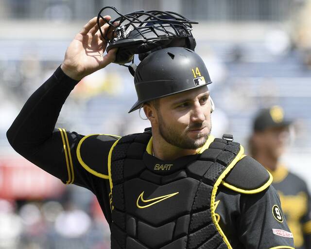 Pirates place catcher Joey Bart on IL, recall Endy Rodriguez, swap relievers in moves