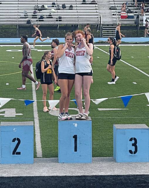 High-flying North Hills pole vaulters breaking records, pushing each other