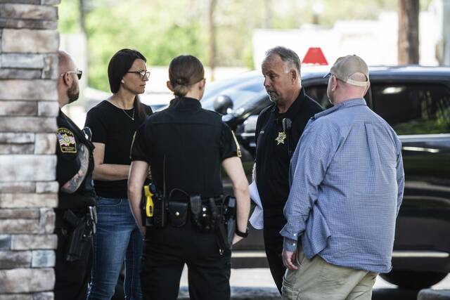 Niki’s Quick Six, scene of fatal shooting, abruptly closes after visit from sheriff
