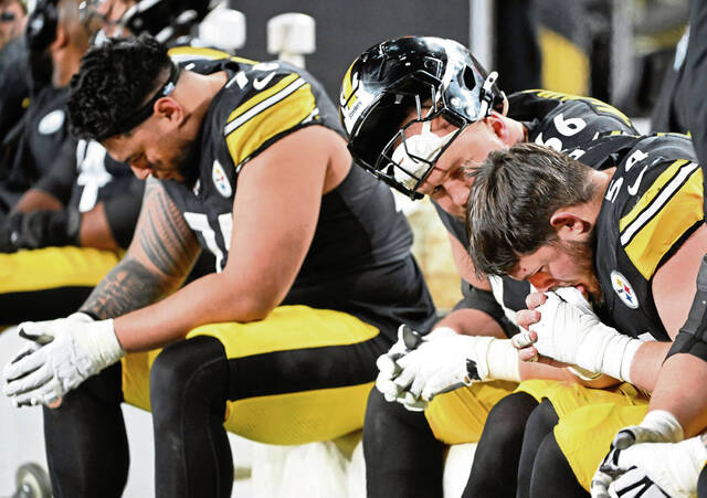 For 1st rep of OTAs, Steelers move Troy Fautanu to LT, Mason McCormick to LG