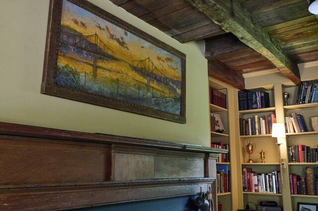 Bell Acres couple gives new home to mysterious Sewickley Bridge photo