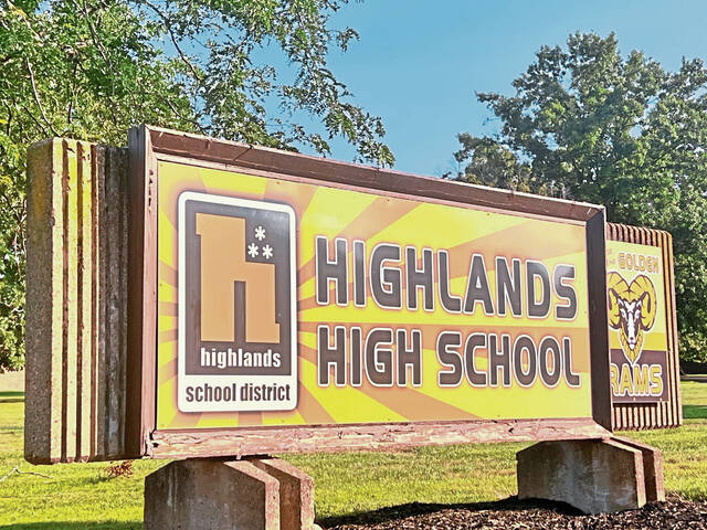 Highlands School Board cites low enrollment for elimination of several classes