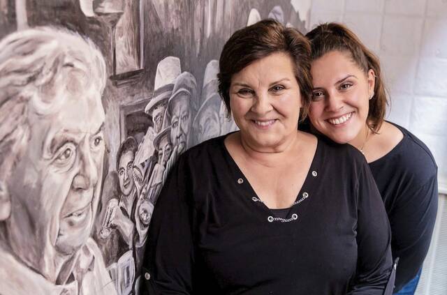 Mother-daughter team pours on the hospitality at Pittsburgh’s Original Oyster House