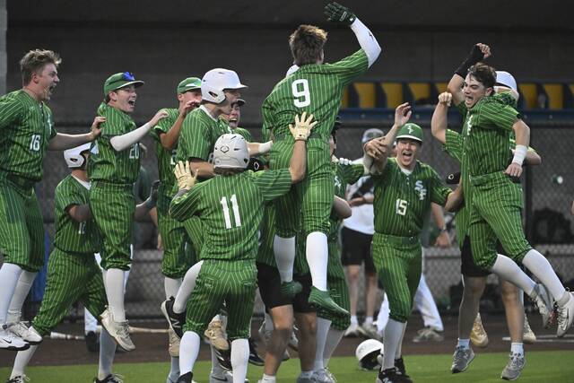 South Fayette outscores Penn-Trafford in Class 5A slugfest