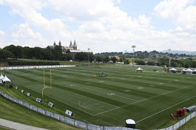 Steelers training camp schedule released: early practice times, rare Saturday night practice