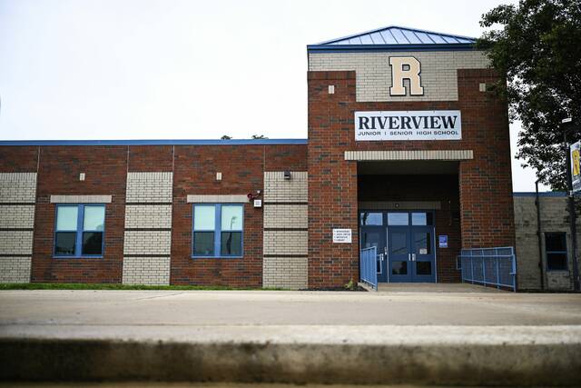 Riverview School Board to discuss proposed multimillion-dollar junior-senior high school project