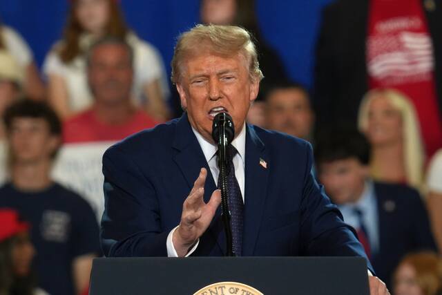 Trump veers off-topic during speech in New York that was supposed to be on the economy