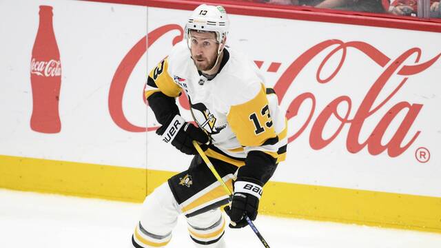 Penguins A to Z: Kevin Hayes went out like a professional<span class="headline-video">Video <i class="fa-solid fa-circle-play"></i></span>