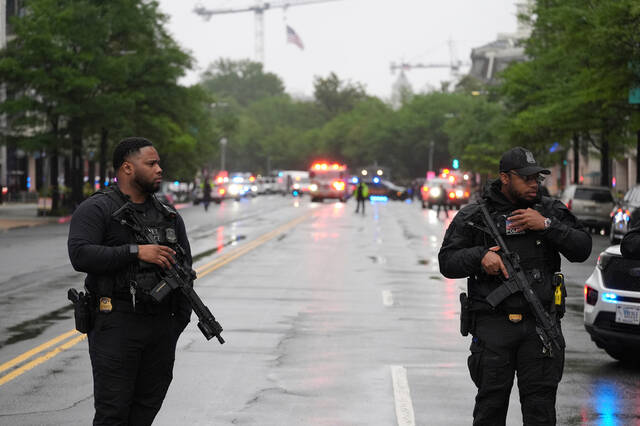 Secret Service shoots person near White House, bystander also shot, AP source says