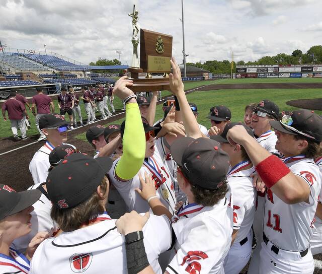 Noah Emswiler leads Eden Christian to 1st WPIAL title in Class A win over Greensburg CC