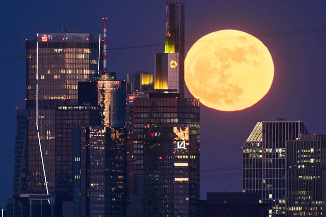 Rare blue micromoon rises this weekend