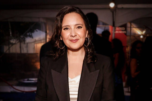 Calling for ‘new approach,’ CBS News leader Bari Weiss replaces executive producer at ’60 Minutes’
