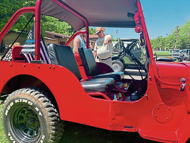 Jeeps assemble at Lower Burrell Veterans of Foreign Wars post for annual show