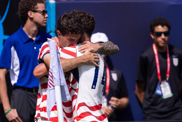 Christian Pulisic ends scoring drought, has goal and assist as Americans beat Senegal in World Cup warmup<span class="headline-video">Video <i class="fa-solid fa-circle-play"></i></span>